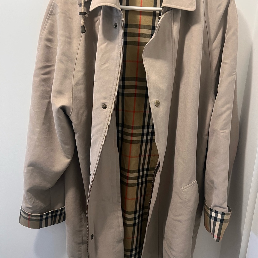 Classic Beige Women's Trench Coat